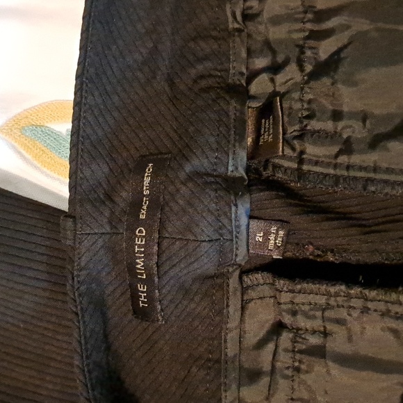 The Limited Exact stretch - Picture 2 of 3